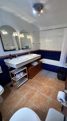 Casa Bonita - Beautiful 3 Bed Villa with Private Heated Pool and Fibre Wifi