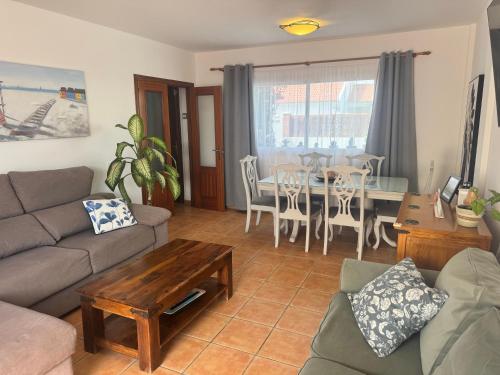 Casa Bonita - Beautiful 3 Bed Villa with Private Heated Pool and Fibre Wifi