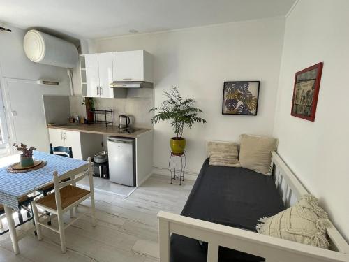 Cozy Flat in La Butte Aux Cailles