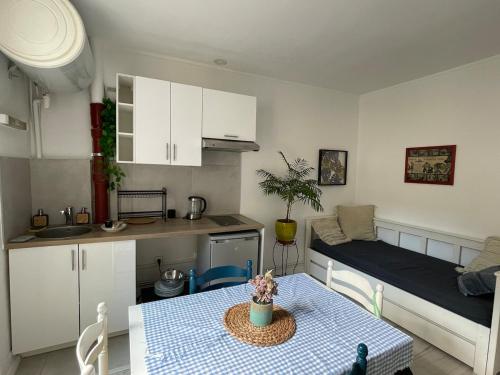 Cozy Flat in La Butte Aux Cailles