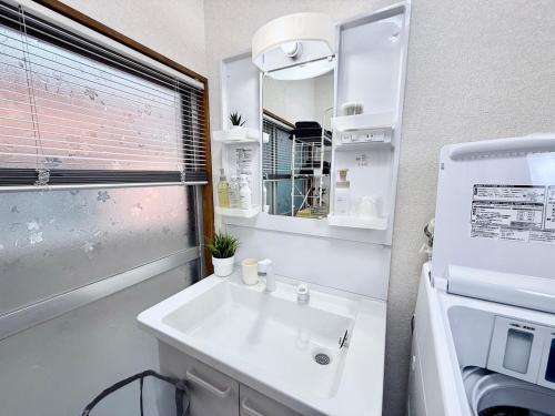 Prema Spacious Japanese-style space Full amenities