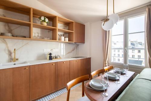 Designer One-Bed - Marais - FREE Parking