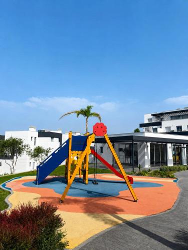 Habitat Valle Romano with Pool, Gym & Playground by Downtown Apartments Spain