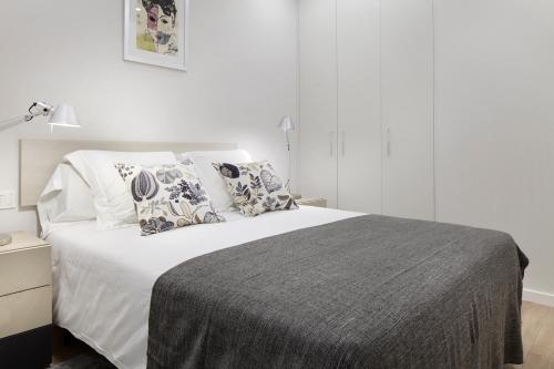 Posteľ alebo postele v izbe v ubytovaní Oteiza by FeelFree Rentals