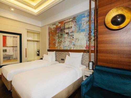 Deluxe Twin Room with Sofa bed