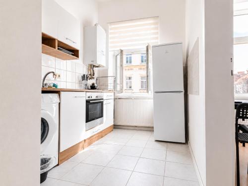 Cozy 2-Bedroom Apartment Near Prater & Danube
