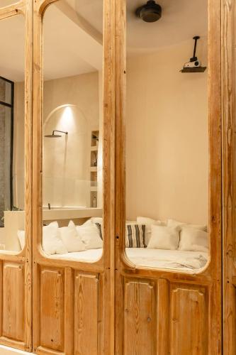 Suite Boutique con Bañera y Cine Privado - Centro Histórico de Málaga