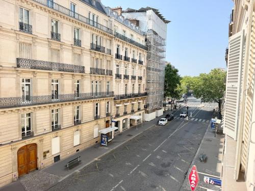 Elegant apartment Triangle d'Or Elevator