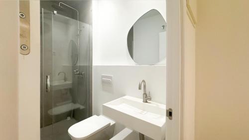 All-inclusive room at Coliving Tetuán