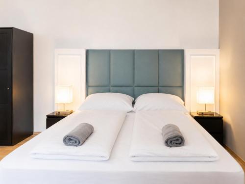 5-Min to Danube Canal ,Modern Flat for Longstays