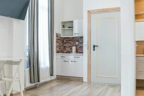 2 Spacious Apts for 6P, Only 7Min to Stadthalle