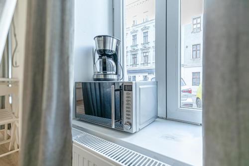 2 Spacious Apts for 6P, Only 7Min to Stadthalle