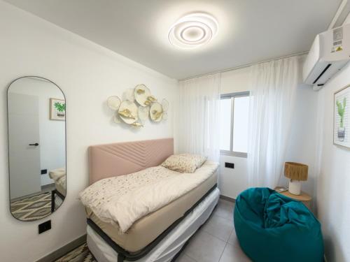 Modern Beachside 2-bed Apartment in Calpe Centre