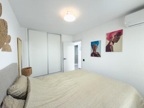 Modern Beachside 2-bed Apartment in Calpe Centre