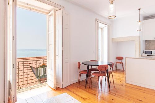 Alfama Balcony River View by LovelyStay