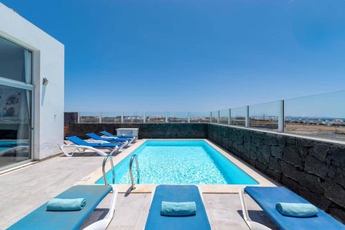 Villa Blue Horizon by Villa Plus