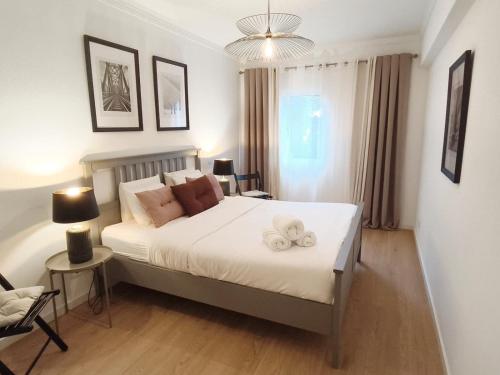 Stylish Garden Apartment by GALMI