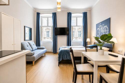 Cozy & Stylish Long-Term 1-BR Studio Retreat