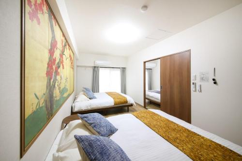 Namba kuromon 301 , Hokusai House 3 min to Dotonbori BR Sleeps 8