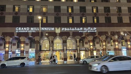 Grand Millennium Al Haram Hotel