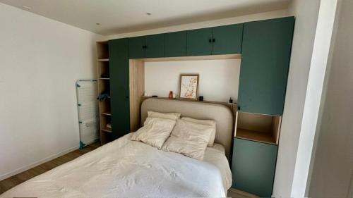 New & designer apartment - Heart of Paris 10th arrondissement