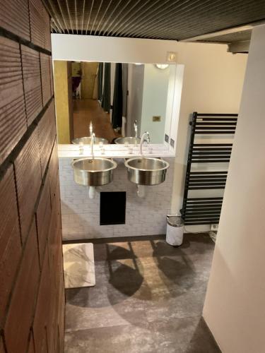 Loft Poppy, Cozy peaceful stay in Paris 11th