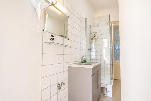Beautiful 1BR Retreat Close to Wiener Stadthalle
