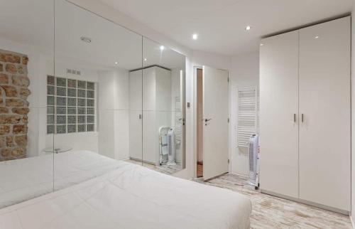 Modern 2BD Apartment 14 mins to the Eiffel Tower