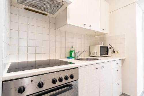 Comfortable Two Bedroom Apartment for Long Stays