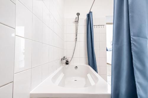 Comfortable Two Bedroom Apartment for Long Stays