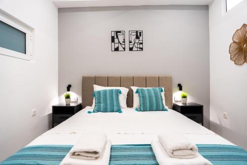 Syntagma Luxury Family Apartment