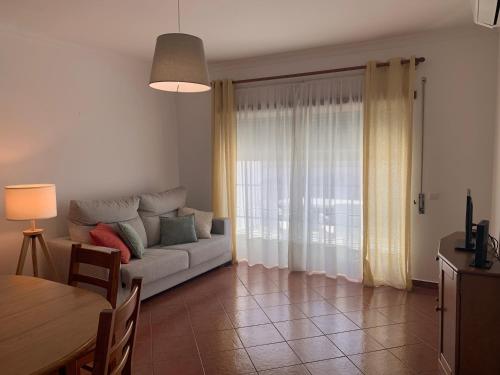 Varanda soalheira em Conceição de Tavira
