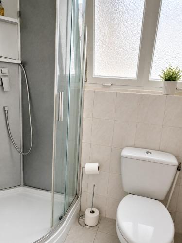 Nice centre- small pied-a-terre near beaches