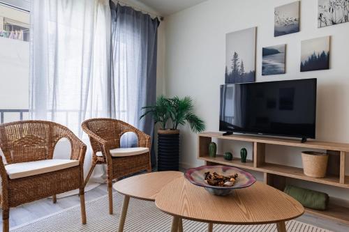 1BDR Modern Peniche Stay with Pool by LovelyStay