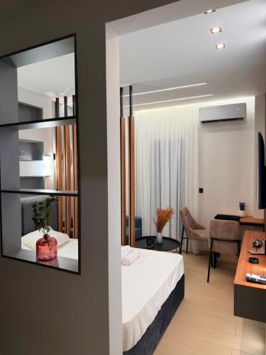 ELIZABETH Luxury Studios