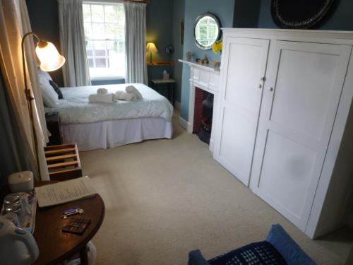 Manor Cottage Bed and Breakfast – Photos 5