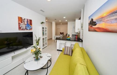 Nerja 1042 Moderno Apartamento centrico