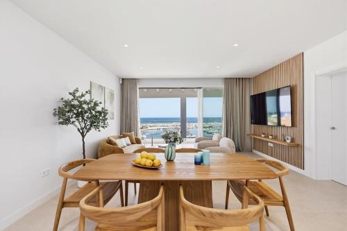 Modern Puerto Banus Frontline Penthouse