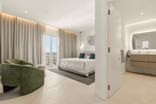 Modern Puerto Banus Frontline Penthouse