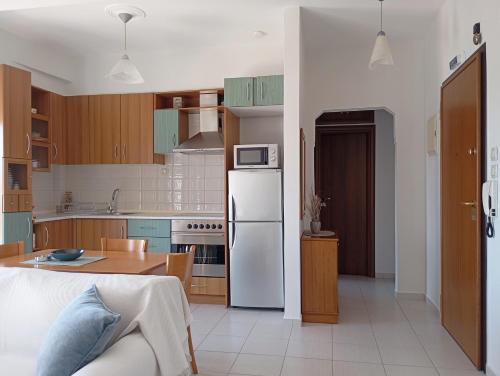 OpenView Apartment on Metro Station - Easy Parking