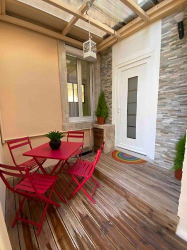 Lovely apartment with patio