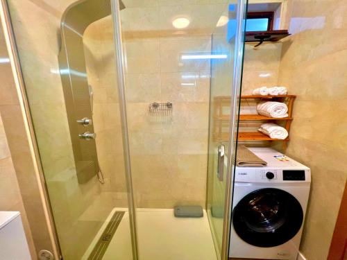 Ocean Sesimbra - Seaview Apartment Just a 5-Minute Walk to the Beach