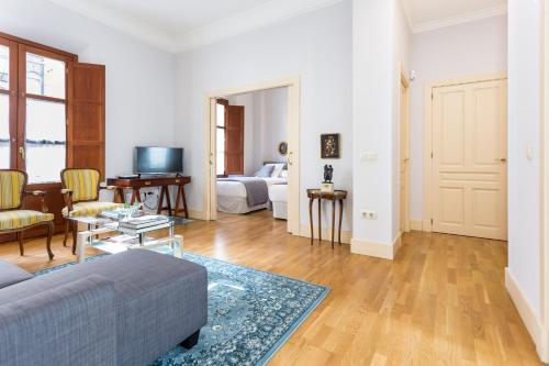Garcia de Vinuesa 2 by Home at Homes
