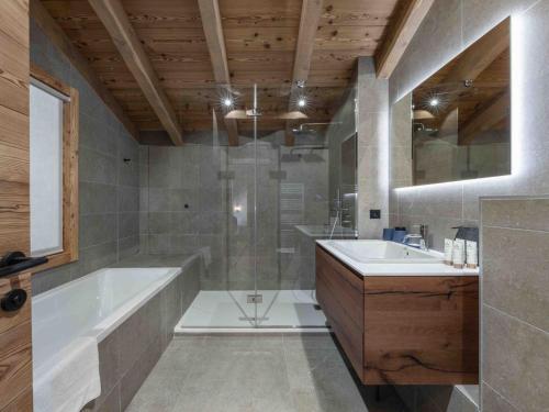 Chalet haut de gamme proche pistes - 12 pers.