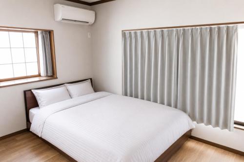 Ikebukuro Tokyo Retro-Modern 3BR Private House waku waku 和久笑來
