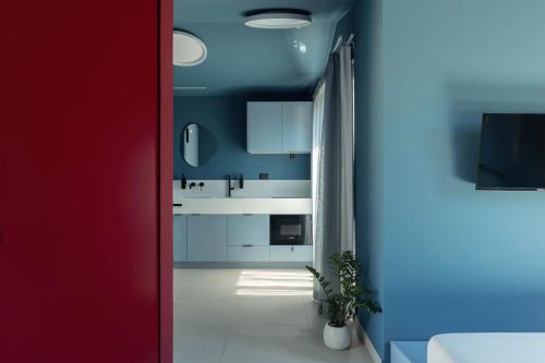 Blue cozy apartment in city center