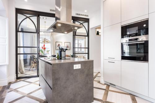 Puerta del Arenal IV by Home at Homes