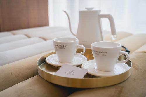Hotel ON OFF