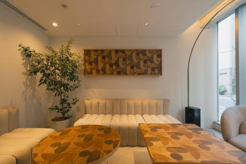 Hotel ON OFF
