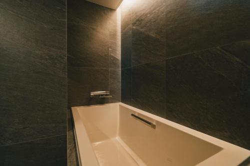Hotel ON OFF